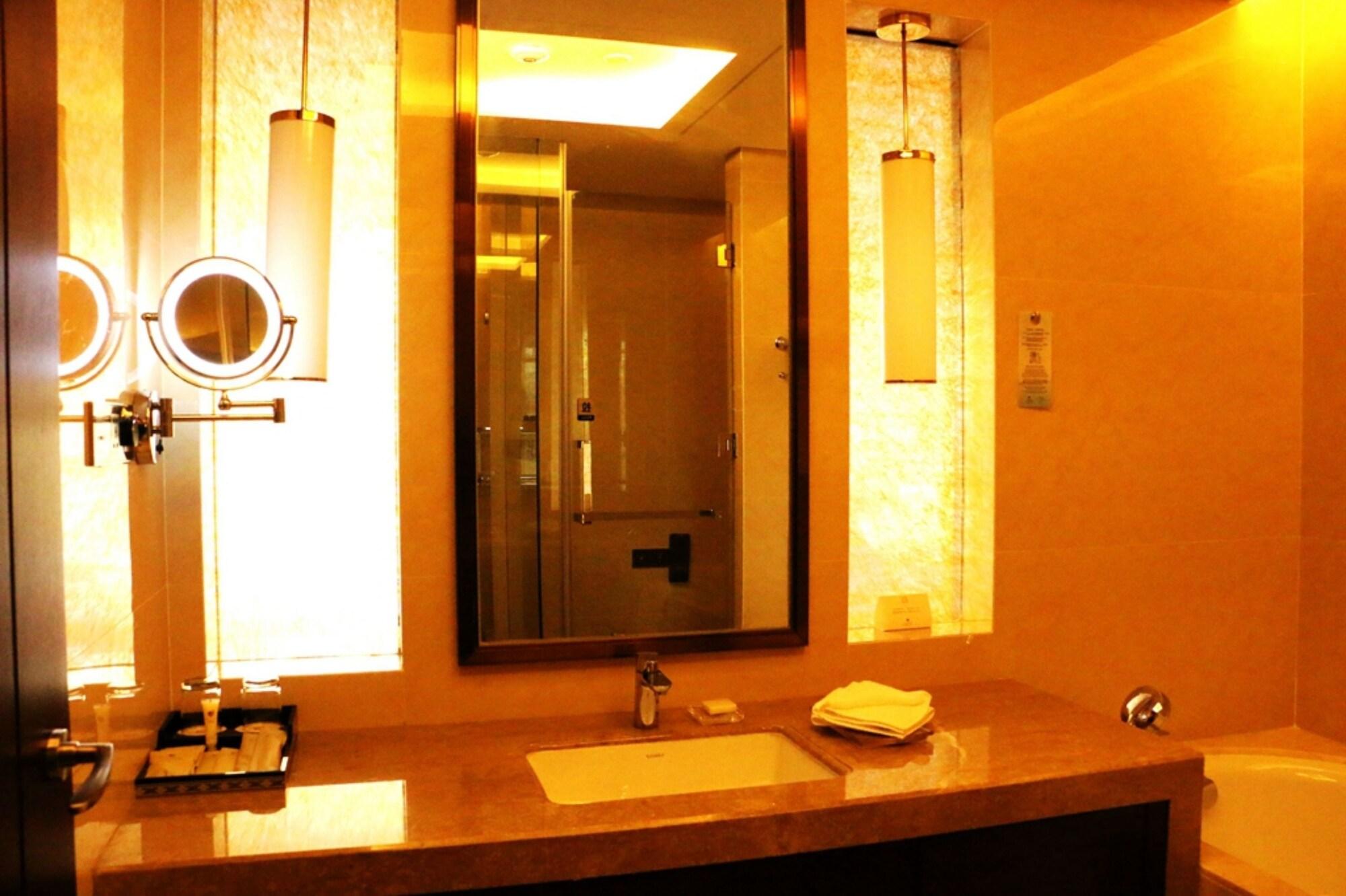 New Century Grand Hotel Xi'an  Exterior photo