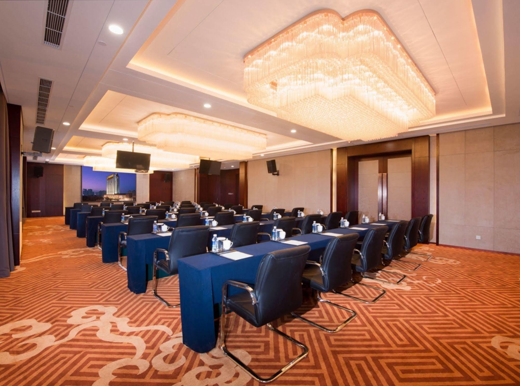 New Century Grand Hotel Xi'an  Exterior photo