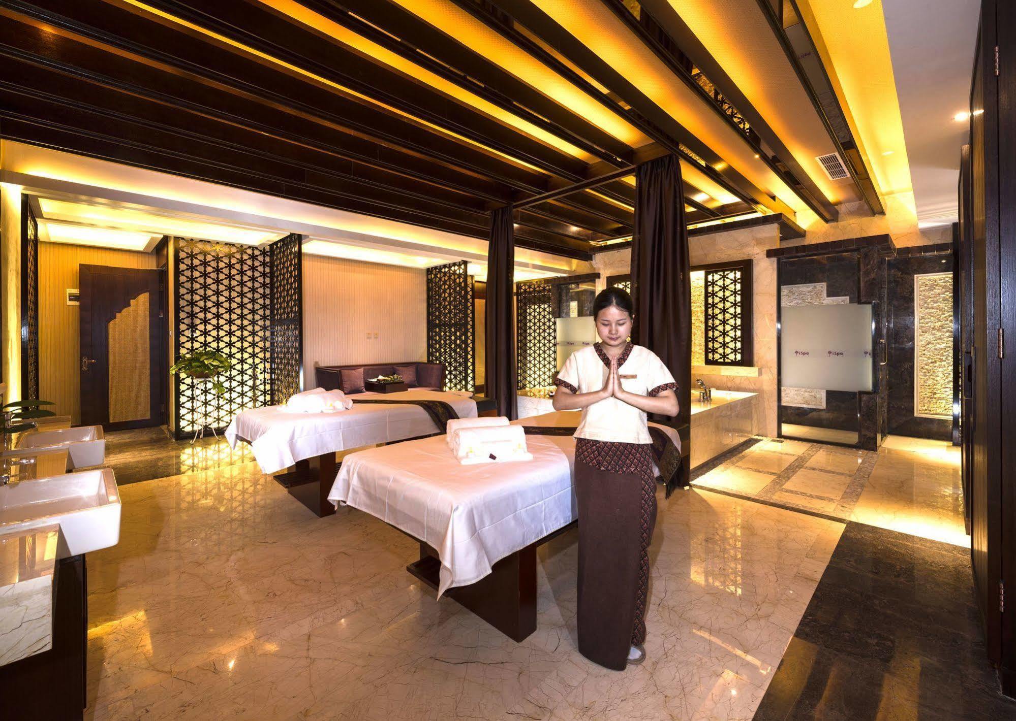 New Century Grand Hotel Xi'an  Exterior photo